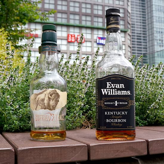 Buffalo Trace vs Evan Williams Black 31 buffalo trace vs evan williams black header 2