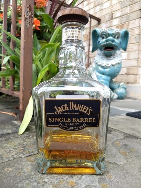 Jack Daniel's Old No. 7 Review [In Depth] The Whiskey Shelf