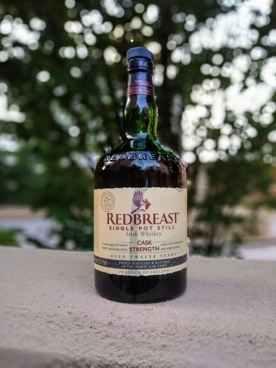 redbreast 12 year cask strength compressed