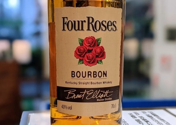 four roses yellow label front closeup