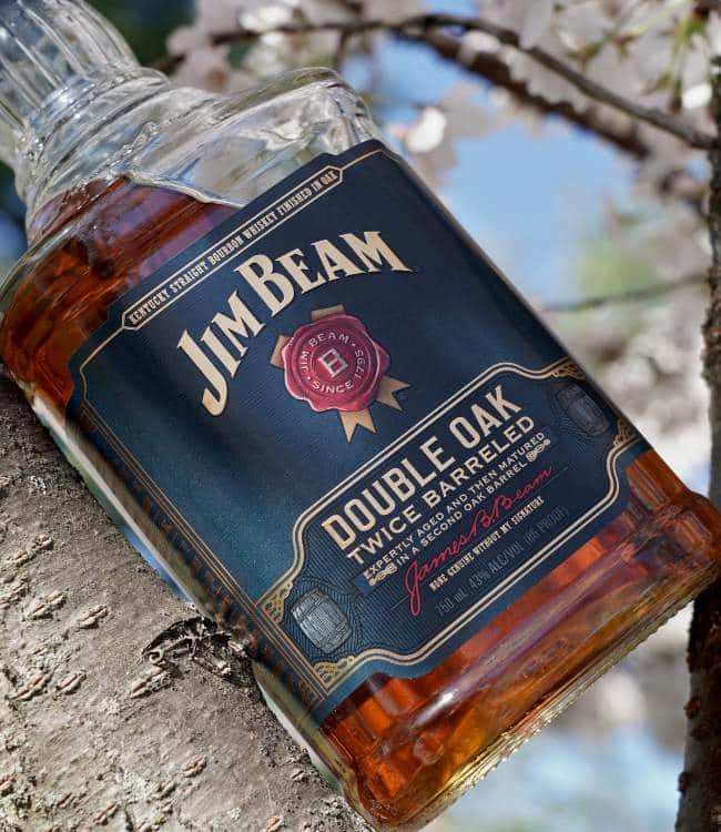 Jim Beam Double Oak front