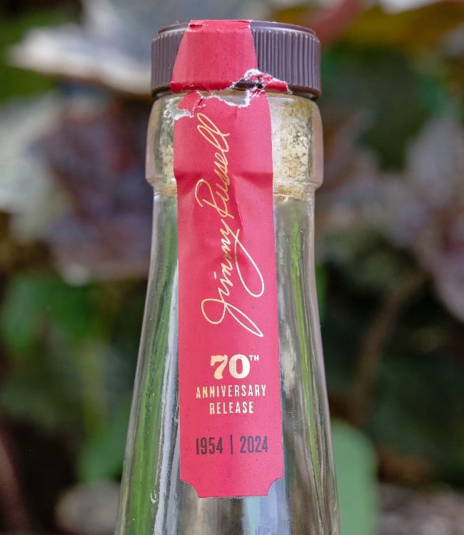 wild turkey 8 year anniversary edition neck